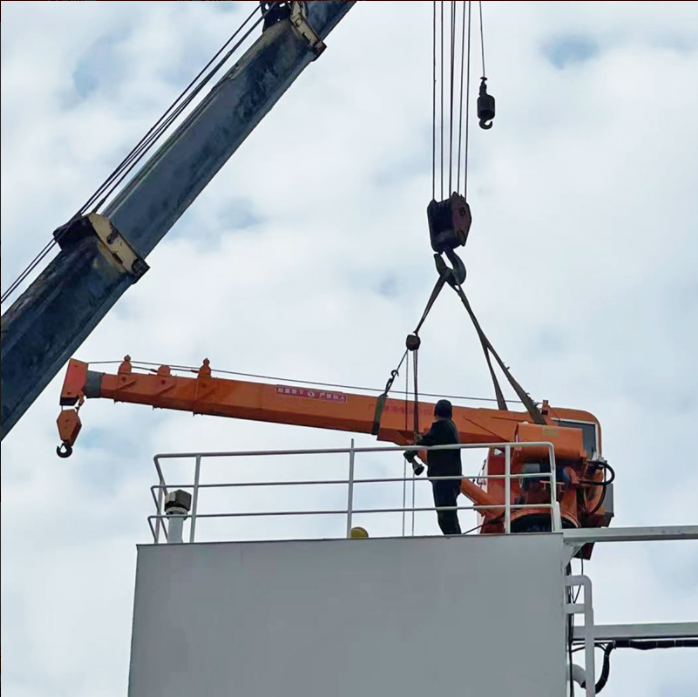 電動液壓回轉起重機