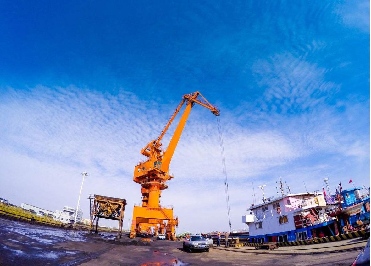 湖北黃岡港口門座起重機(jī)廠家求真務(wù)實(shí)