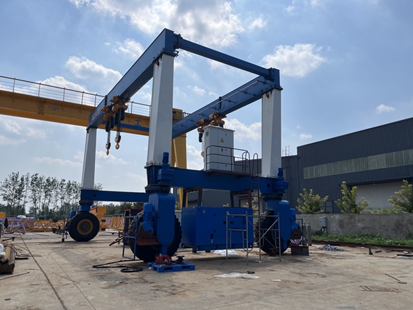 廣西桂林游艇輪胎吊公司游艇輪胎吊維護措施