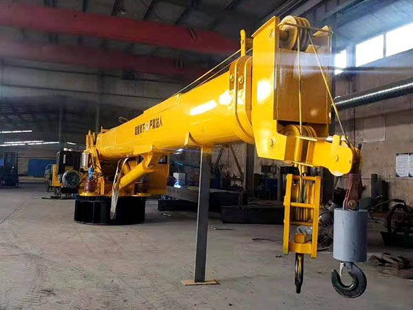 安徽黃山船用起重機(jī)廠家液壓回轉(zhuǎn)吊裝卸能力高