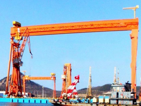 廣東湛江造船門式起重機(jī)廠家造船門式起重機(jī)運(yùn)行機(jī)構(gòu)部件組成