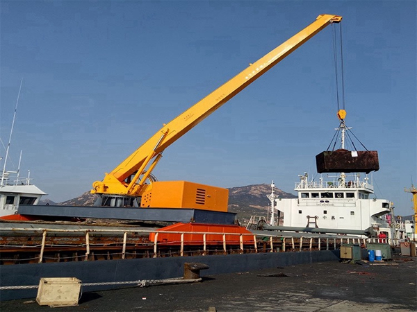 廣東湛江船用起重機廠家船用起重機抗風浪穩定性提升200％